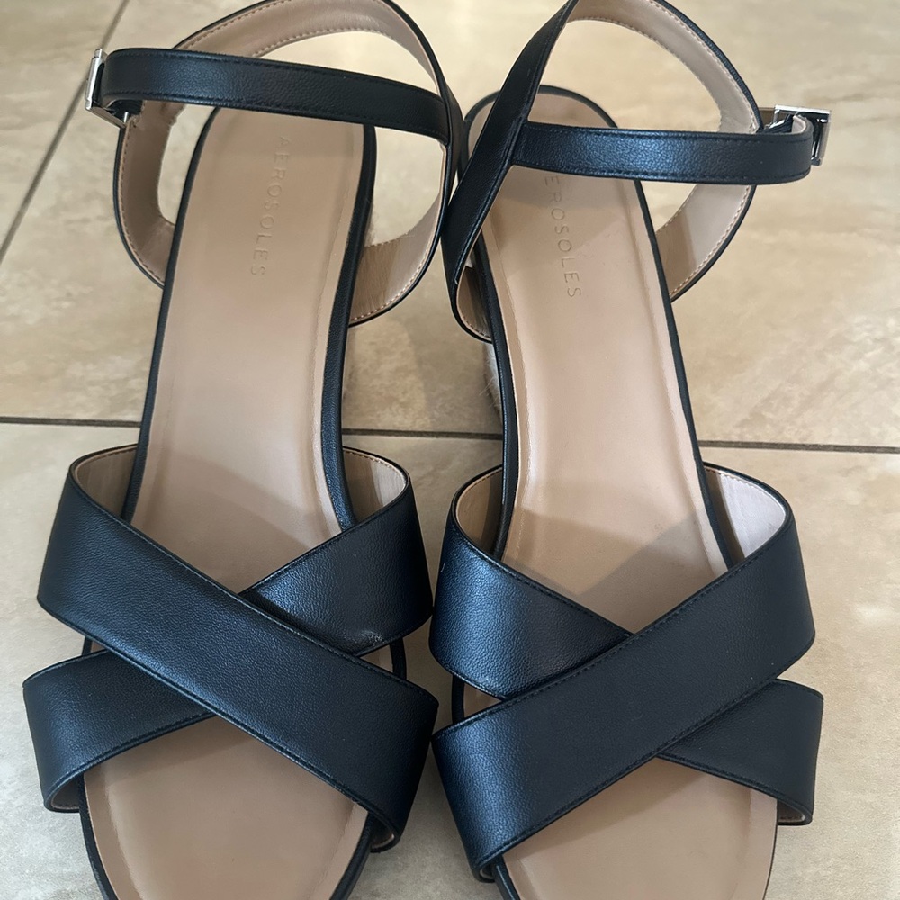 Black Wedge Aerosoles Sandals - Picture 3 of 4